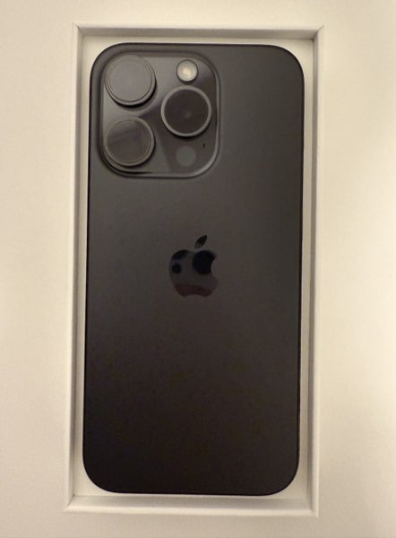 iPhone 15 Pro 256GB – Black Titanium – Mint Condition63668477390850111