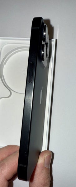 iPhone 15 Pro 256GB – Black Titanium – Mint Condition63668477390850112