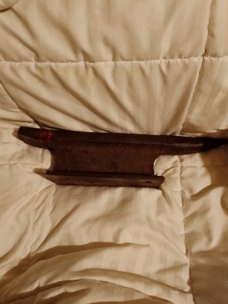 ANVIL - CAST IRON - VINTAGE # 2 Carousel 2