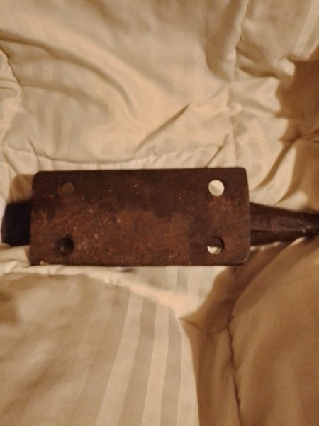 ANVIL - CAST IRON - VINTAGE # 2 Carousel 6