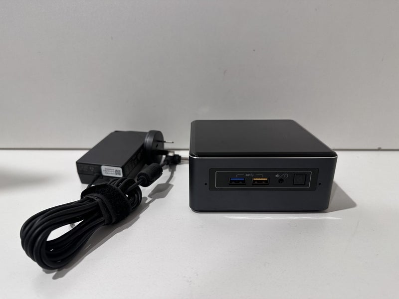 Intel NUC Core i5 - 8GB RAM - 128GB SSD Windows 11 Pro - Wi-Fi - NUC7i5BNH63757487960323110