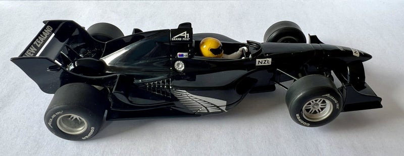 Scalextric A1GP Race Car Team New Zealand Carousel 1