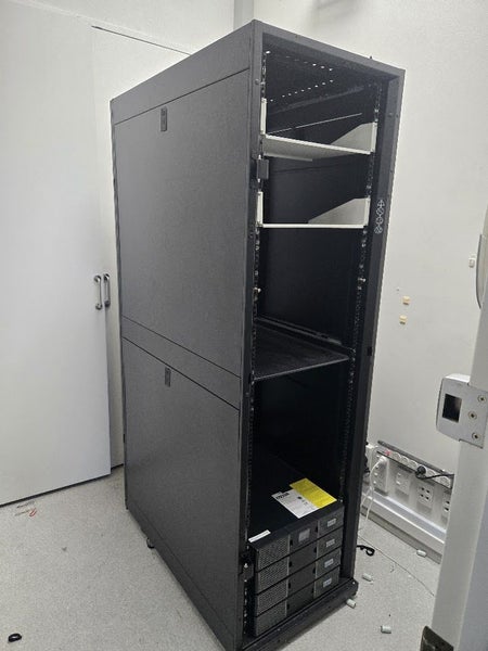 1 x 9PX3000 UPS Plus 3 x EBM - Purchased Sep 2022. Plus server caged rack tower63673500713346113