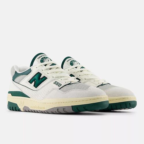 NEW BALANCE 550 SEA SALT /MARSH GREEN D MENS SIZE US 6 MENS. Carousel 2