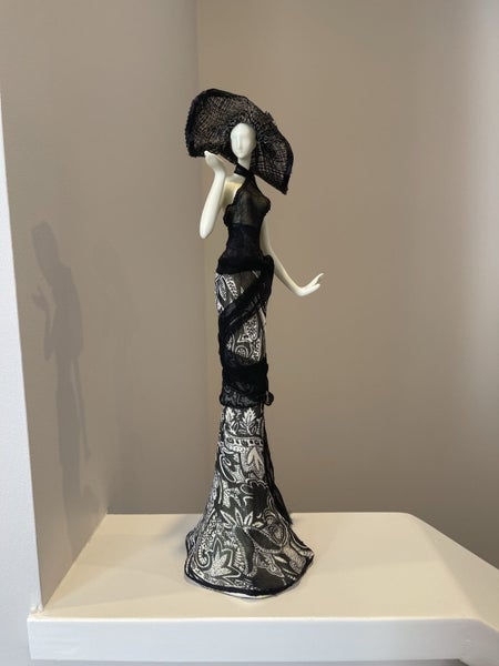 Mannequin Figure Fashion Sculpture Carousel 1