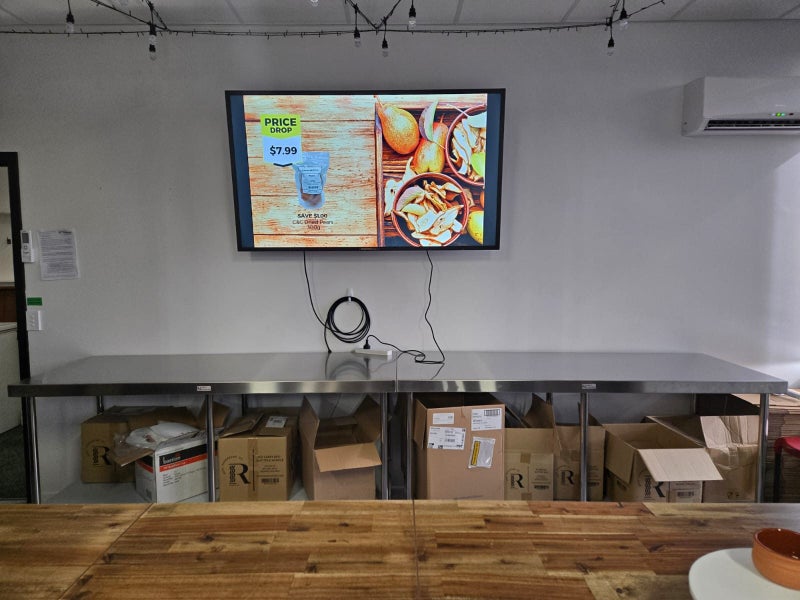 Display Monitor63787192989059110