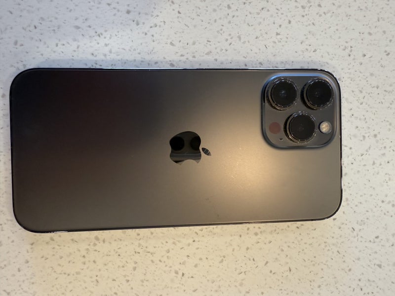 iPhone 13 Pro Max Space Grey 128GB *$1 Reserve* *Afterpay*63678229909762113