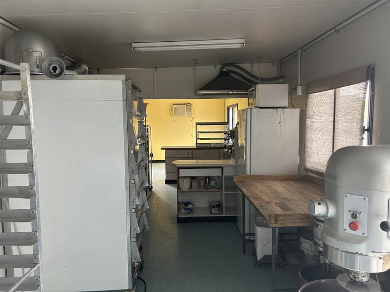 Commercial Kitchen Cabin Carousel 2
