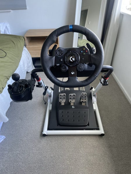 Logitech G923 Racing Sim setup + gear shifter, handbrake & wheel stand Carousel 1