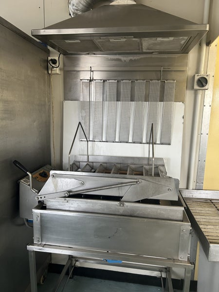Commercial Kitchen Cabin Carousel 18