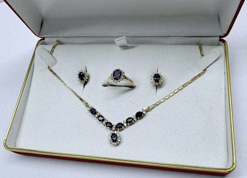 SAPPHIRE & DIAMOND RING, EARRINGS & NECKLACE SET - YELLOW GOLD -18 CARAT Carousel 1