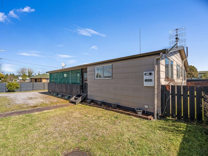 Image 1 of 25