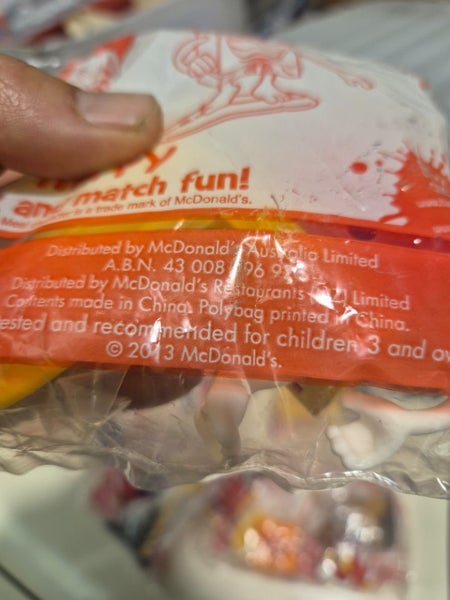 bluk 9 McDonald's happy mixed and match fun $1!!! Carousel 6
