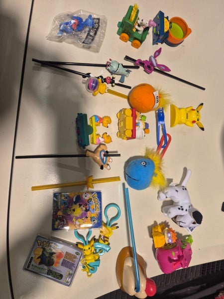 bulk old vintage McDonald's toys $1!!! Carousel 1