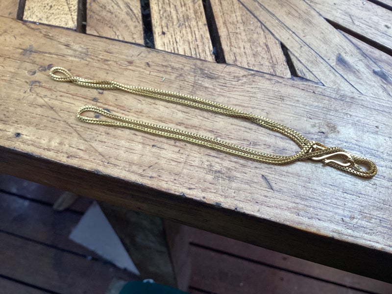 20inch 22carrat fine gold chain Carousel 1
