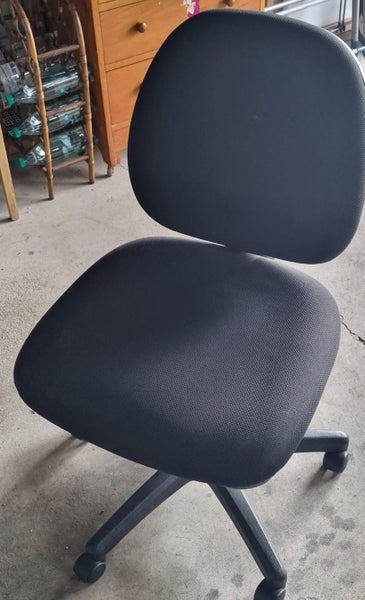Desk and office chair Carousel 2