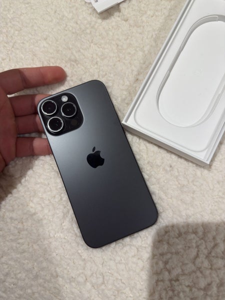 $1 Reserve$ iPhone 16 Pro Max63721161086082112