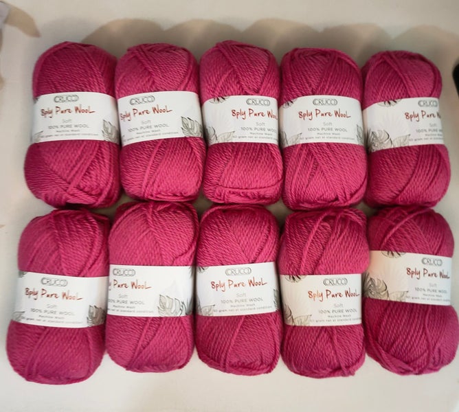 Crucci Soft Pure Wool 8ply Yarn 10 Pack ***$1 Reserve*** Carousel 1