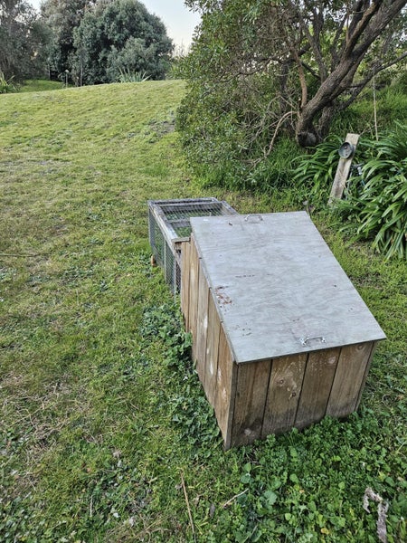 Well Made Outdoor Pet Hutch Carousel 4