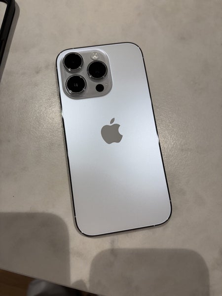 iPhone 14 Pro63680128102658111