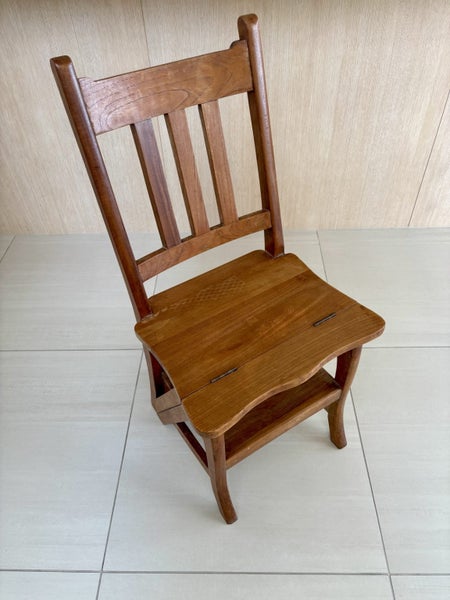 Ladder Chair Carousel 1