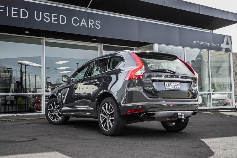 2017 Volvo XC60 T5 AWD Luxury 2.0 Petrol63699188715009111