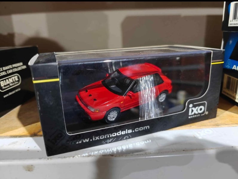 Mazda familia gtr model 1:43 Carousel 1
