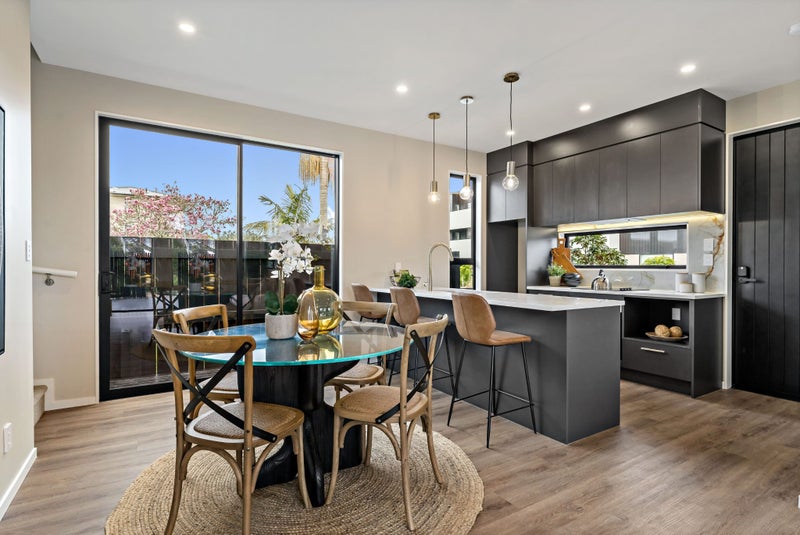 Title Issued Move In Ready!64447777421697114