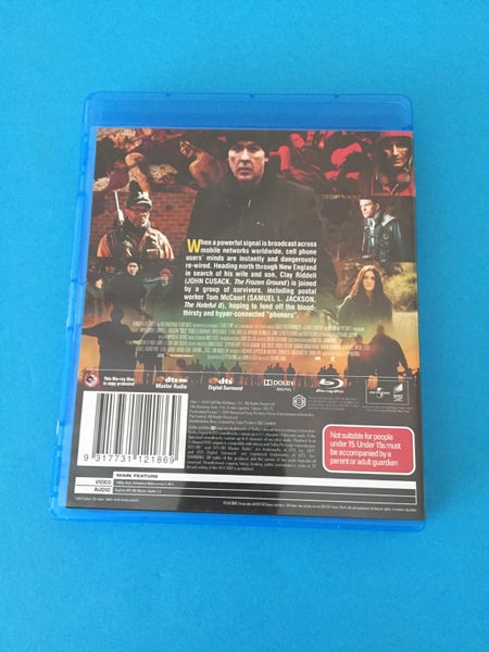 Cell (2016) (Blu-Ray) Carousel 2