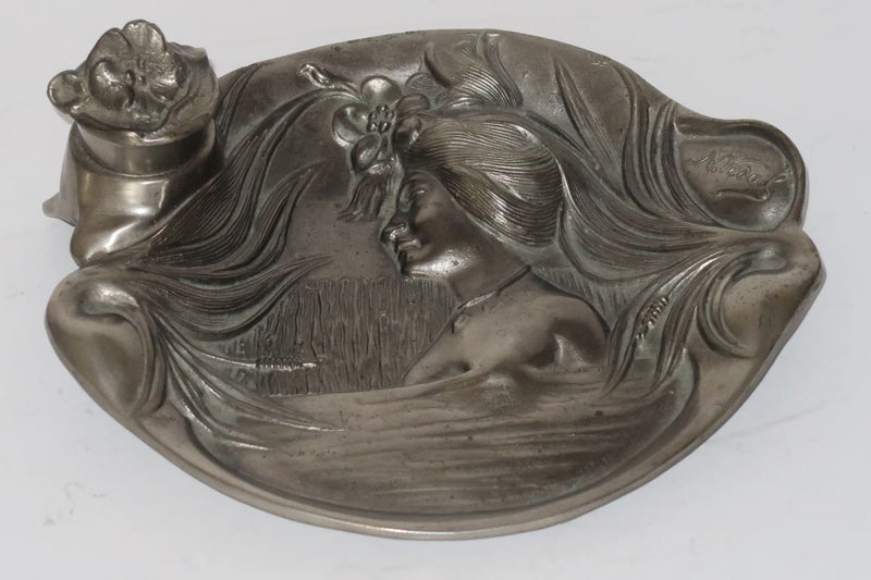 ***BEAUTIFUL FRENCH ART NOUVEAU INK WELL SIGNED N.VIDAL*** Carousel 1
