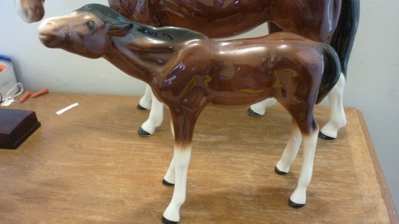 VERY LARGE MELBA WARE HORSE & FOAL Carousel 4