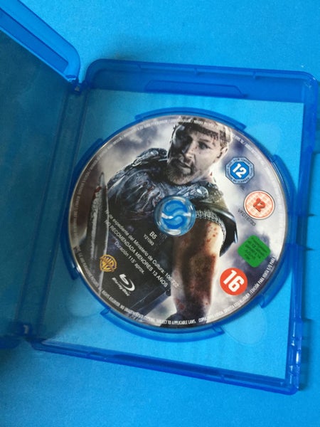 Beowulf (Winstone) (Director's Cut) (Blu-Ray) Carousel 3