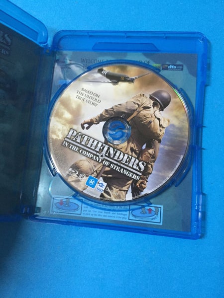 Pathfinders: In the Company of Strangers (Blu-Ray) Carousel 3