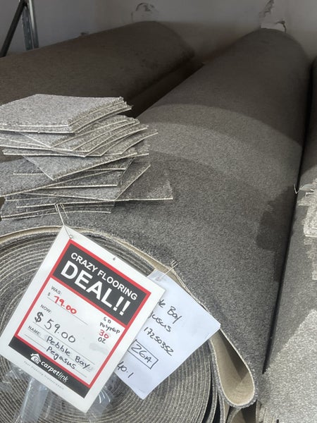 Pebble Bay Pegasus 30 oz Solution Dyed Carousel 1