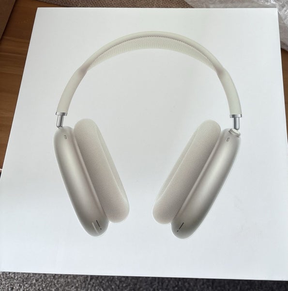 AirPod Max Starlight - New Carousel 2