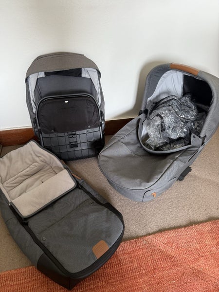 Mutsy Nio Stroller Carousel 2