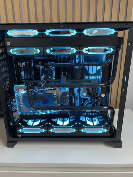 Tufff 4080 super watercooled build Carousel 2