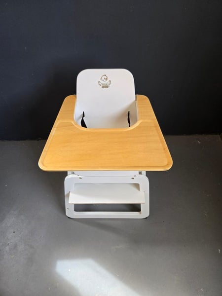 Christmas SALE ! Brand New Baby High Chair 2 in 1 Carousel 2