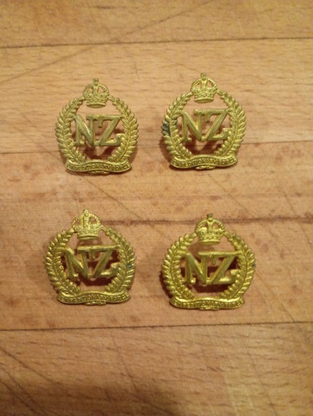 WW1 NZ Expeditionary Force Collar Dogs Carousel 1