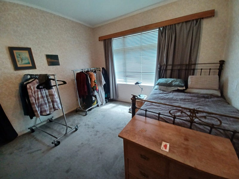 Point Chevalier, 4 bedrooms64659234347137114