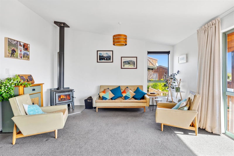 Spectacular Views & 5 Bedrooms63699207769474113