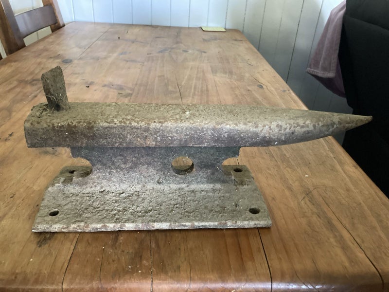 Vintage anvil Carousel 1