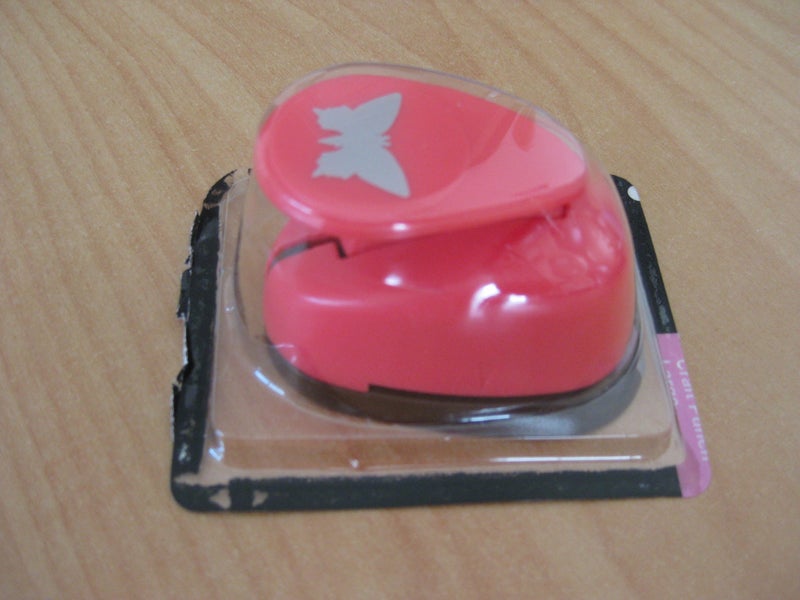 Butterfly craft paper puncher. Size of butterfly 20 x 15cm. Carousel 1