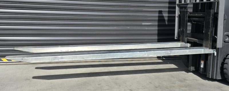 Forklift Extension Forks 2400 Long - 6500kg Carousel 1