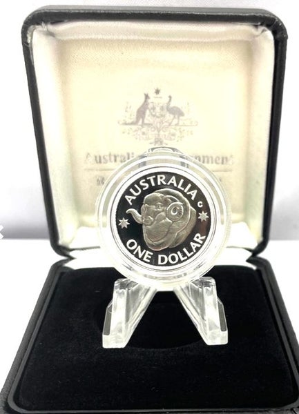 2011 Australian "Rams Head" Silver $1 Dollar Proof Coin in Case - Lot E1006 Carousel 1