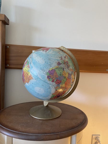 Vintage world globe Carousel 1