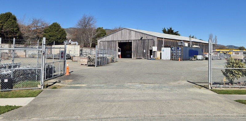 Image 1 of 6