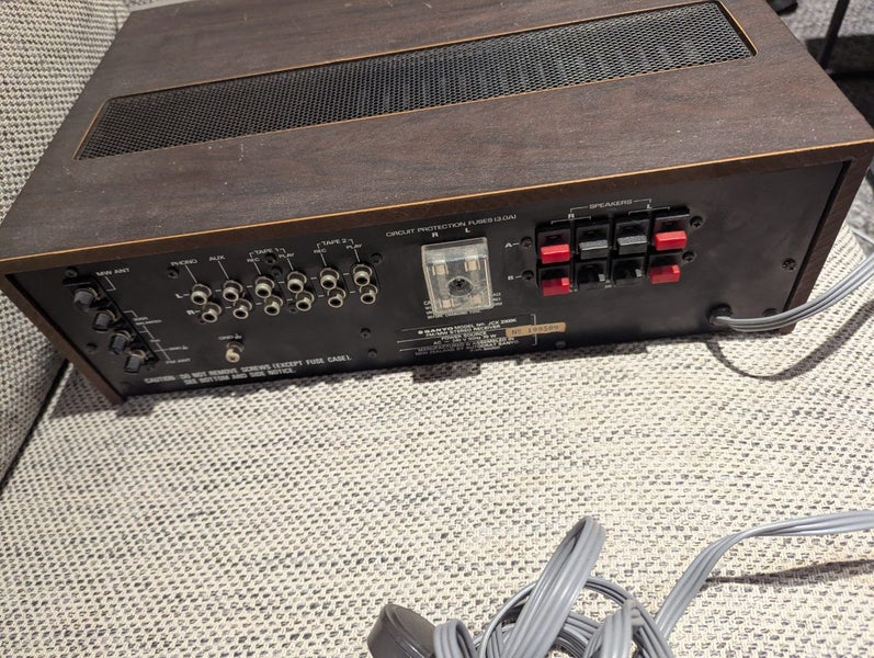 Vintage Sanyo JCX 2300K receiver for repair63701639256833114