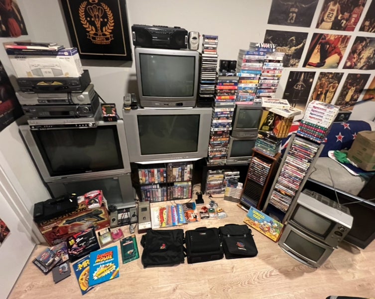 Massive old TV Gaming/VHS/DVD/ 80s/90s/00s huge Bundle. Selling all together Carousel 1