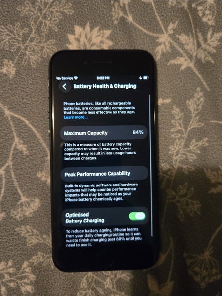 iPhone SE 3rd Gen63706327013379111